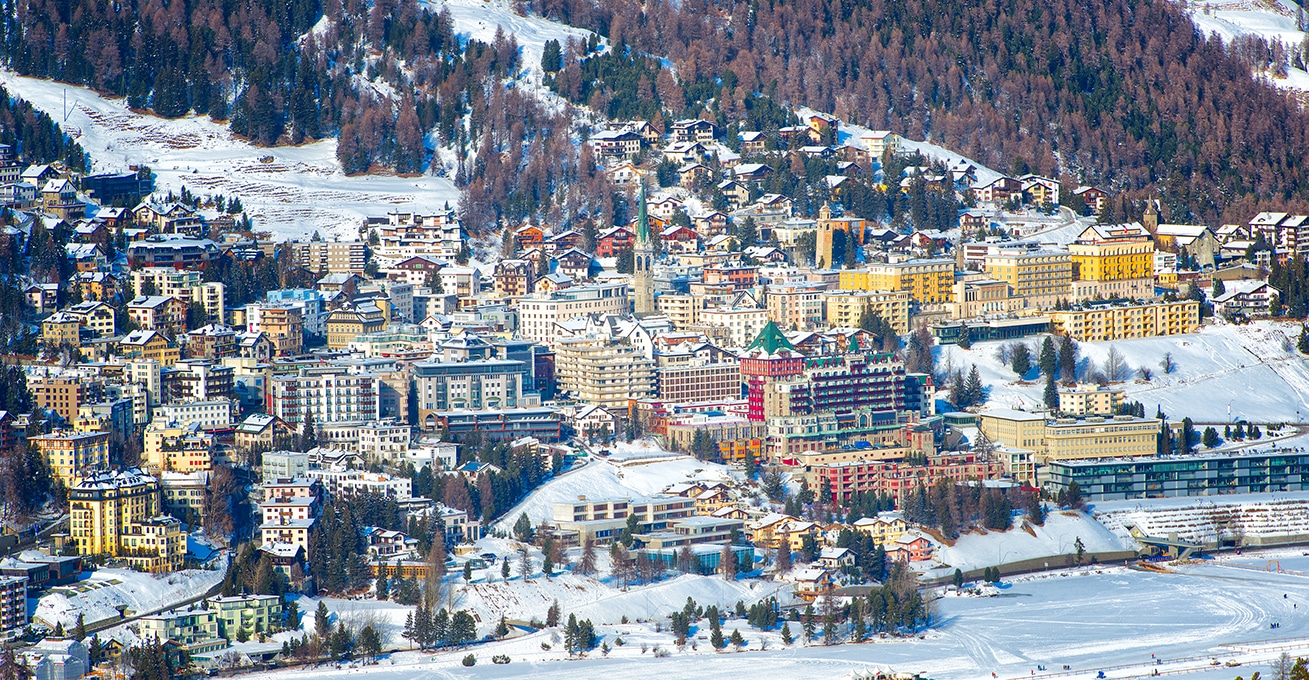 Blick auf das winterliche St. Moritz